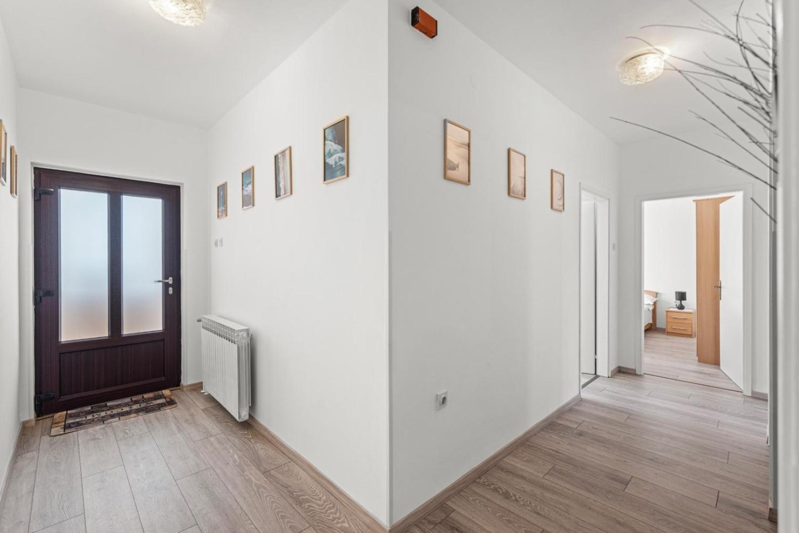 Apartment Marchela Nova Vas  Eksteriør bilde